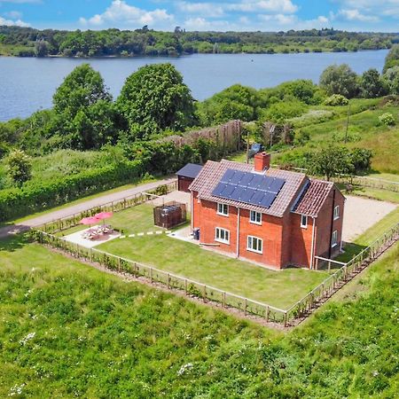 Old Alton Hall Farmhouse Tattingstone Екстер'єр фото